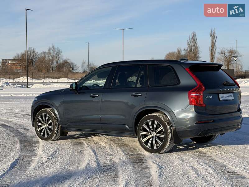 Внедорожник / Кроссовер Volvo XC90 2022 в Киеве