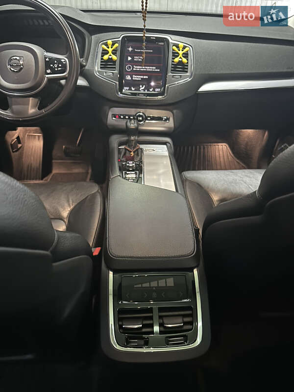 Внедорожник / Кроссовер Volvo XC90 2017 в Львове