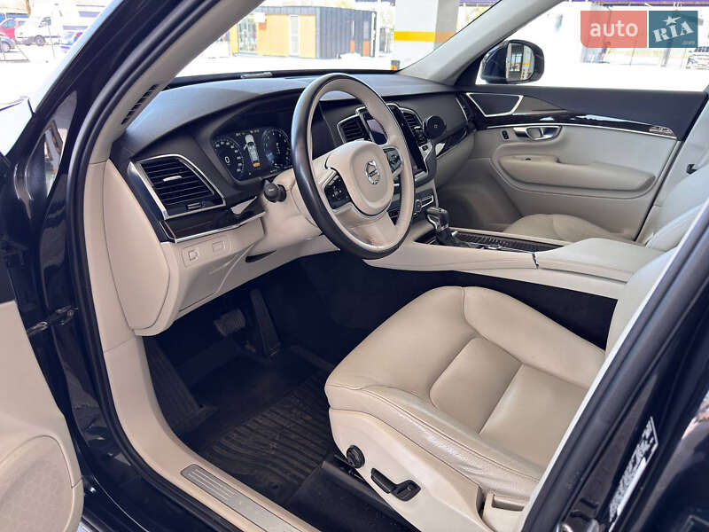 Внедорожник / Кроссовер Volvo XC90 2017 в Одессе фото 12 Внедорожник / Кроссовер Volvo XC90 2017 в Одессе