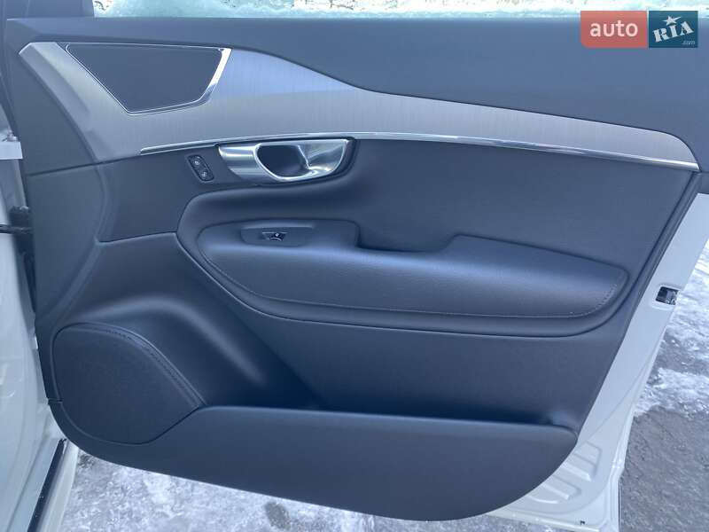 Внедорожник / Кроссовер Volvo XC90 2020 в Киеве фото 14 Внедорожник / Кроссовер Volvo XC90 2020 в Киеве