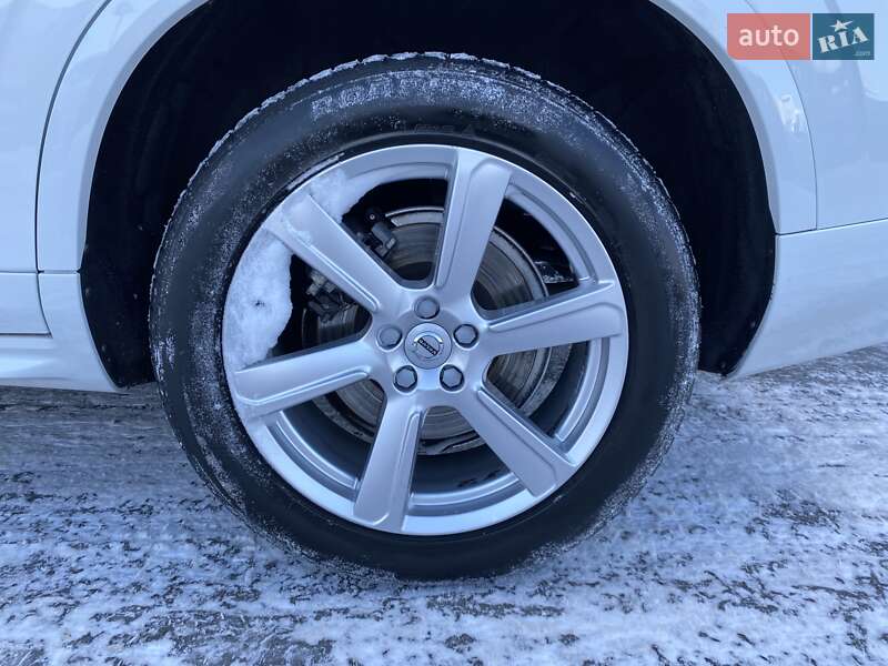 Внедорожник / Кроссовер Volvo XC90 2020 в Киеве фото 19 Внедорожник / Кроссовер Volvo XC90 2020 в Киеве