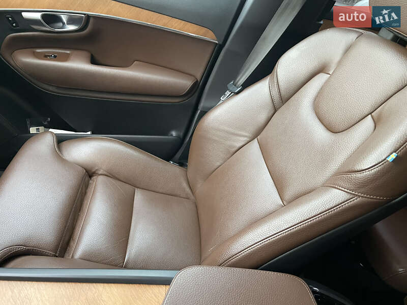 Внедорожник / Кроссовер Volvo XC90 2021 в Ивано-Франковске