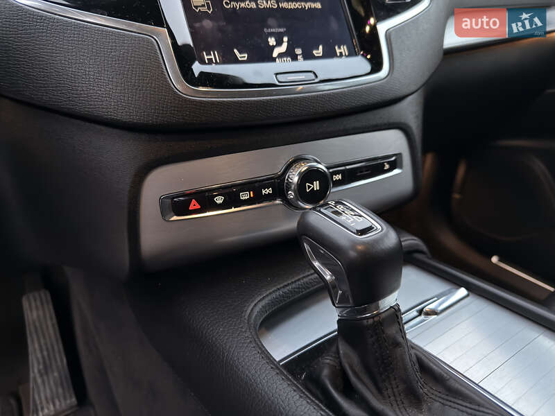 Внедорожник / Кроссовер Volvo XC90 2017 в Ивано-Франковске