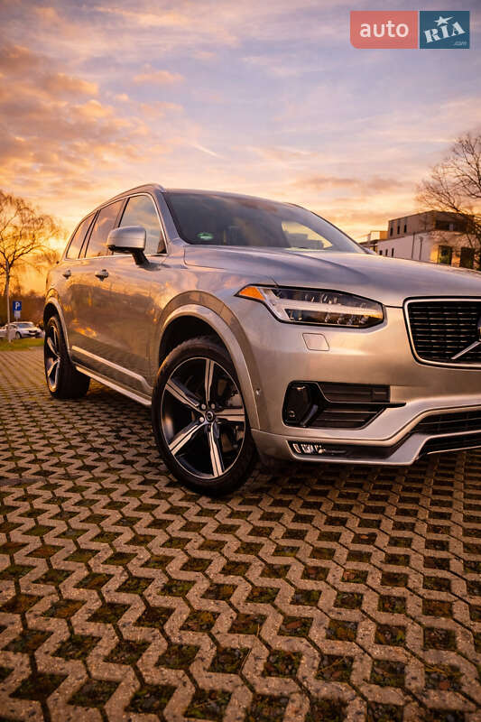 Внедорожник / Кроссовер Volvo XC90 2015 в Одессе