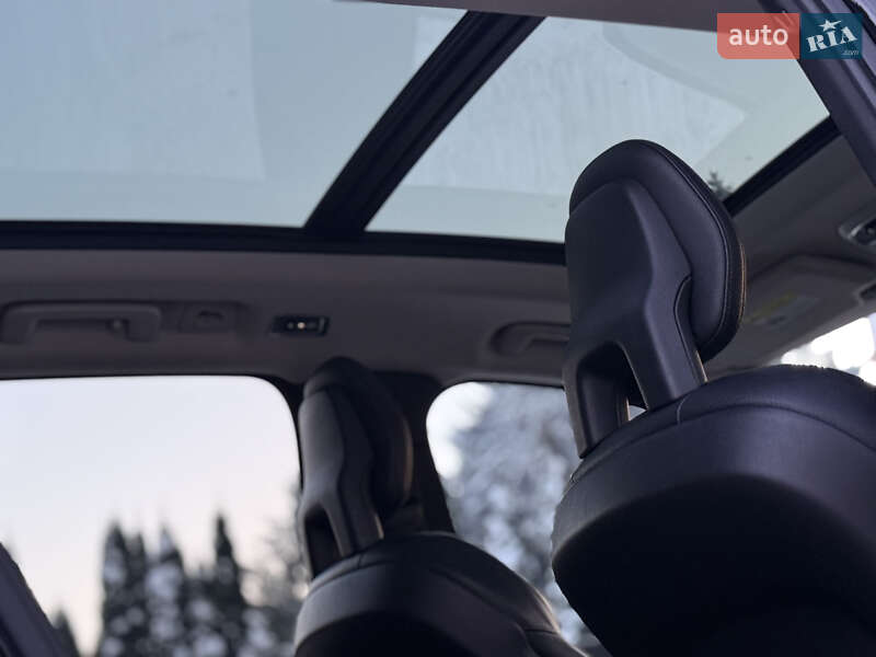 Внедорожник / Кроссовер Volvo XC90 2017 в Староконстантинове