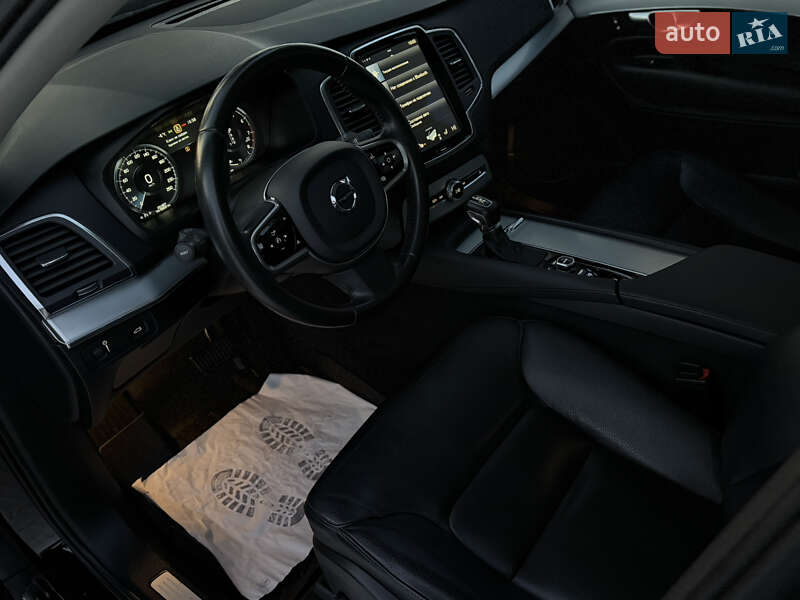 Внедорожник / Кроссовер Volvo XC90 2017 в Староконстантинове