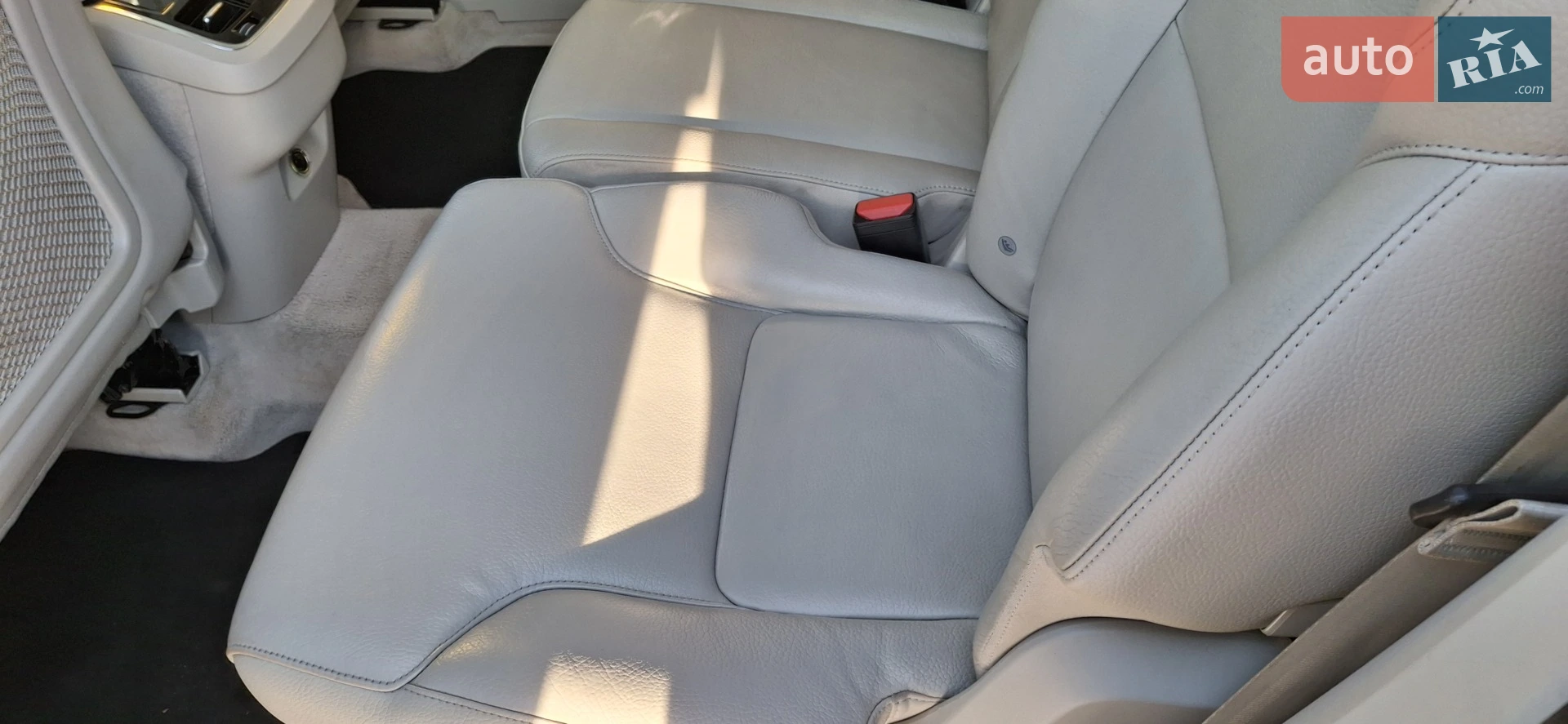 2015 Volvo XC90 - мініатюра 11