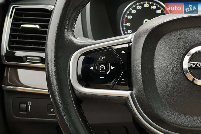 Внедорожник / Кроссовер Volvo XC90 2016 в Львове