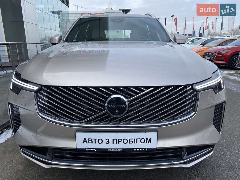 Внедорожник / Кроссовер Volvo XC90 2024 в Киеве