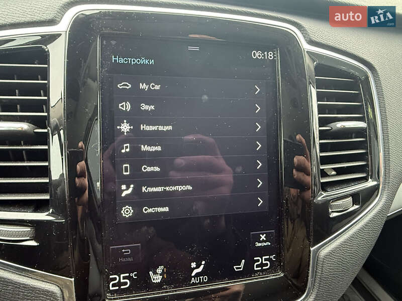 Внедорожник / Кроссовер Volvo XC90 2019 в Киеве