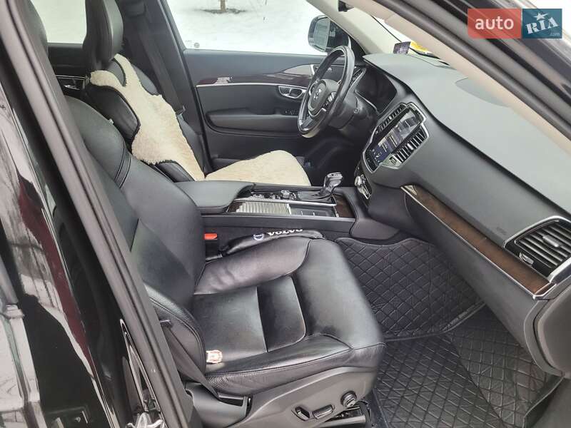 Внедорожник / Кроссовер Volvo XC90 2016 в Ивано-Франковске фото 14 Внедорожник / Кроссовер Volvo XC90 2016 в Ивано-Франковске
