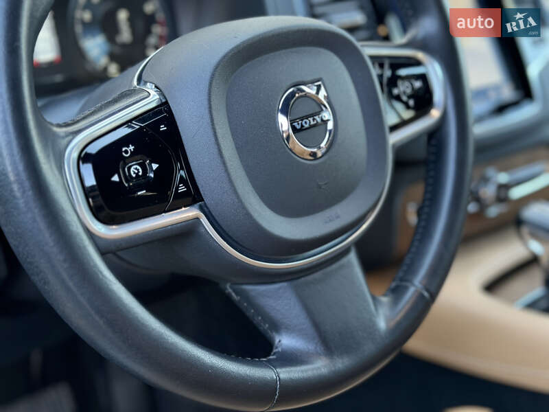 Внедорожник / Кроссовер Volvo XC90 2017 в Сарнах фото 16 Внедорожник / Кроссовер Volvo XC90 2017 в Сарнах