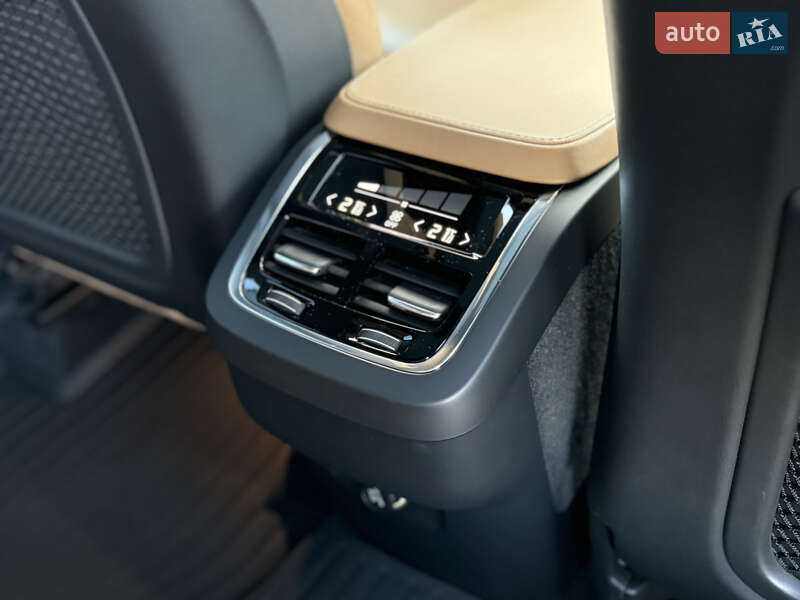 Внедорожник / Кроссовер Volvo XC90 2017 в Сарнах фото 20 Внедорожник / Кроссовер Volvo XC90 2017 в Сарнах