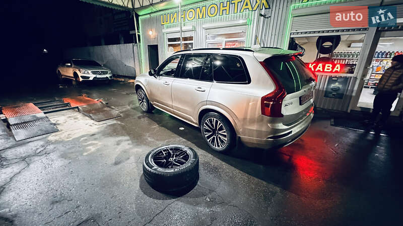 Внедорожник / Кроссовер Volvo XC90 2024 в Корсуне-Шевченковском