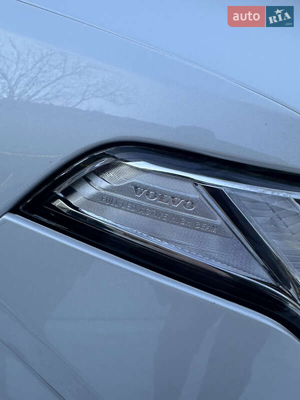 Внедорожник / Кроссовер Volvo XC90 2017 в Одессе фото 10 Внедорожник / Кроссовер Volvo XC90 2017 в Одессе