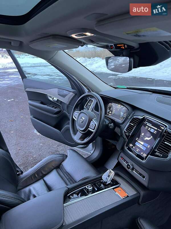 Внедорожник / Кроссовер Volvo XC90 2021 в Ровно