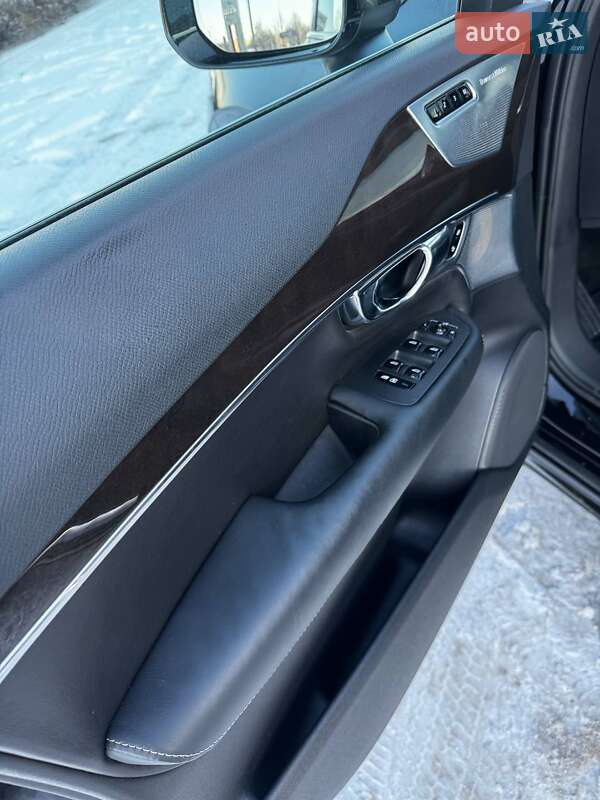 Внедорожник / Кроссовер Volvo XC90 2016 в Полтаве фото 16 Внедорожник / Кроссовер Volvo XC90 2016 в Полтаве