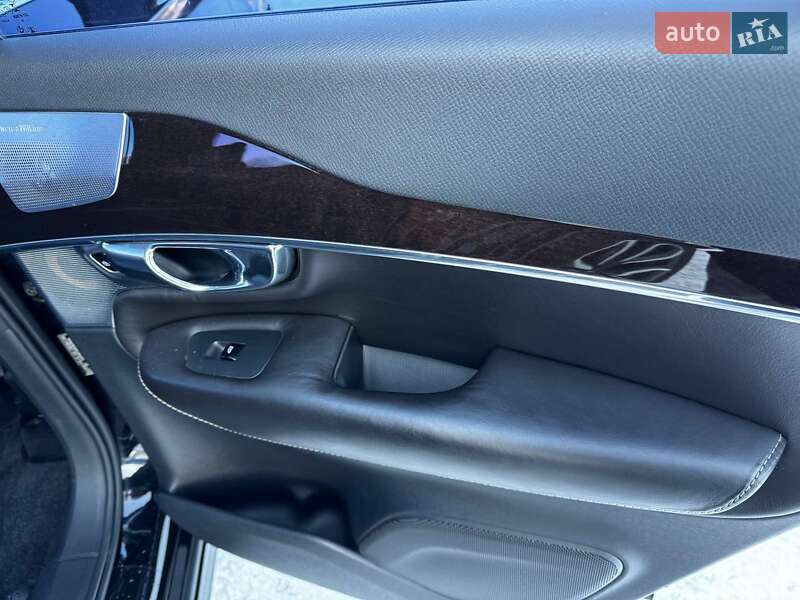 Внедорожник / Кроссовер Volvo XC90 2016 в Полтаве фото 22 Внедорожник / Кроссовер Volvo XC90 2016 в Полтаве