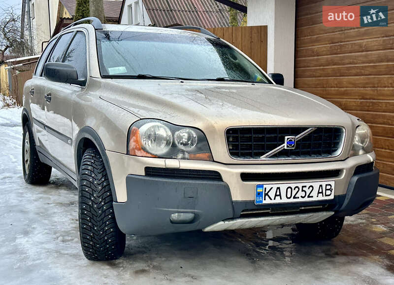 Volvo XC90 2004
