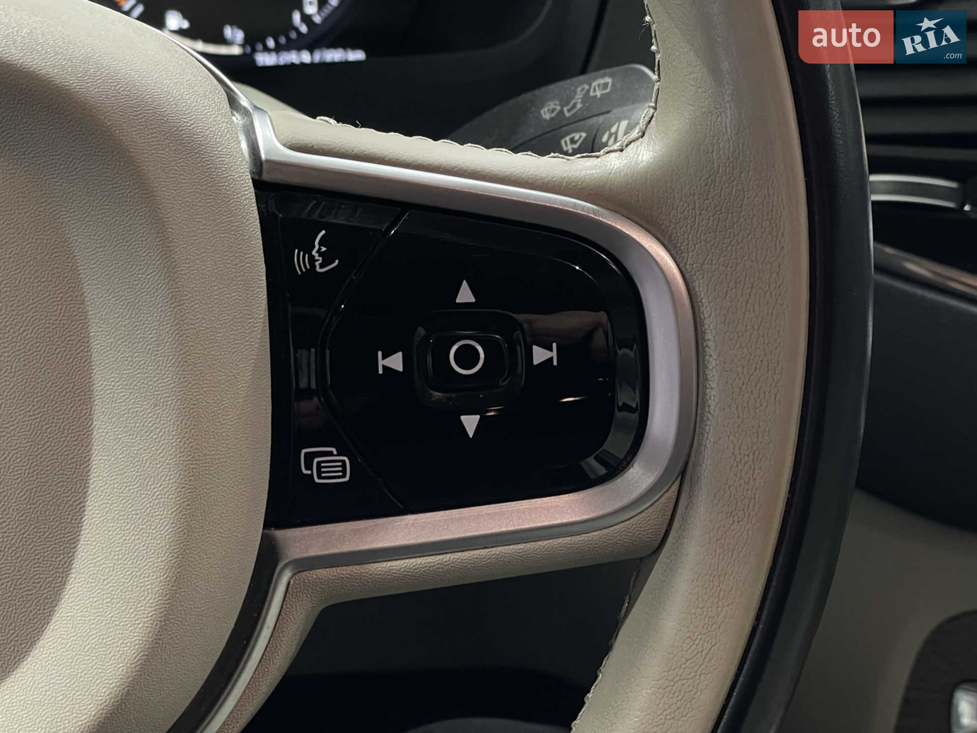 2020 Volvo XC90 - мініатюра 10