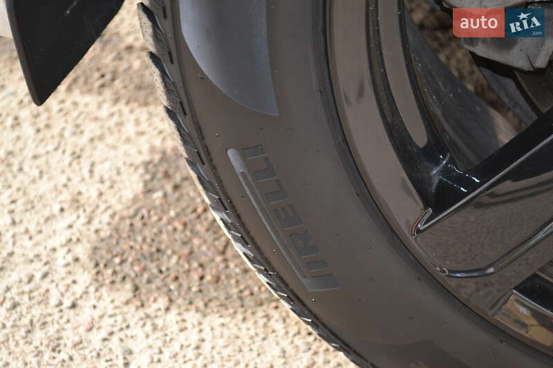 Внедорожник / Кроссовер Volvo XC90 2019 в Киеве