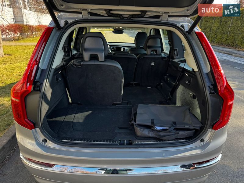 Внедорожник / Кроссовер Volvo XC90 2023 в Киеве