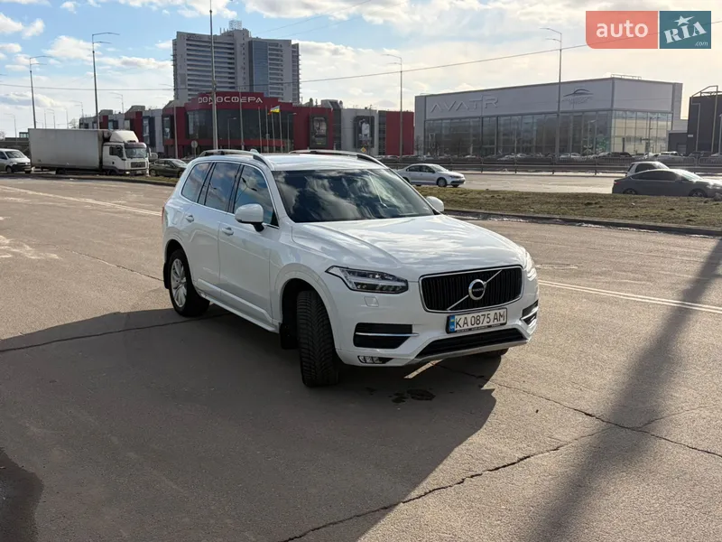 Volvo XC90