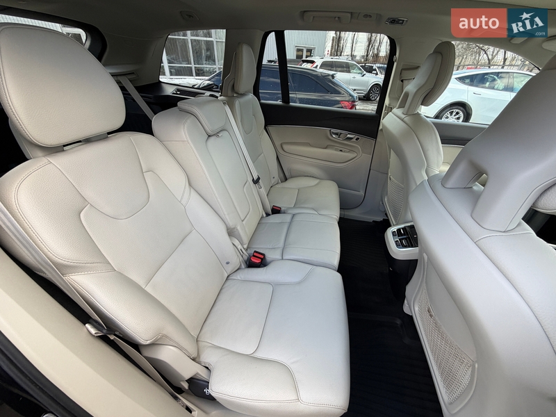 Внедорожник / Кроссовер Volvo XC90 2019 в Киеве
