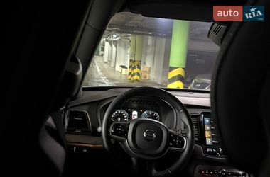 Внедорожник / Кроссовер Volvo XC90 2021 в Киеве