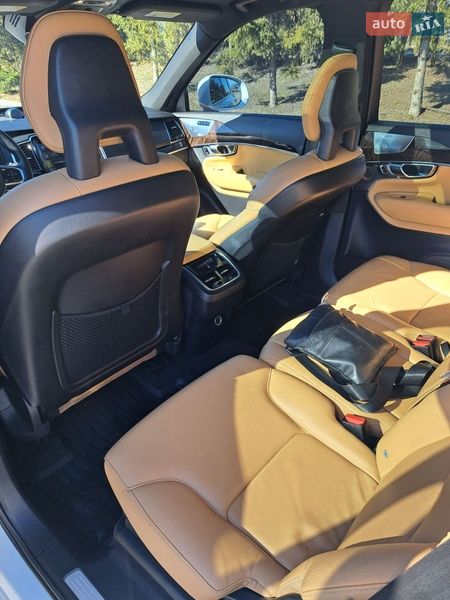 Внедорожник / Кроссовер Volvo XC90 2016 в Тернополе