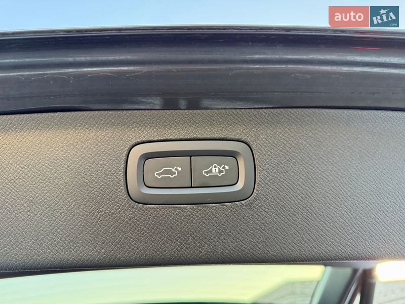 Позашляховик / Кросовер Volvo XC90 2024 в Тернополі