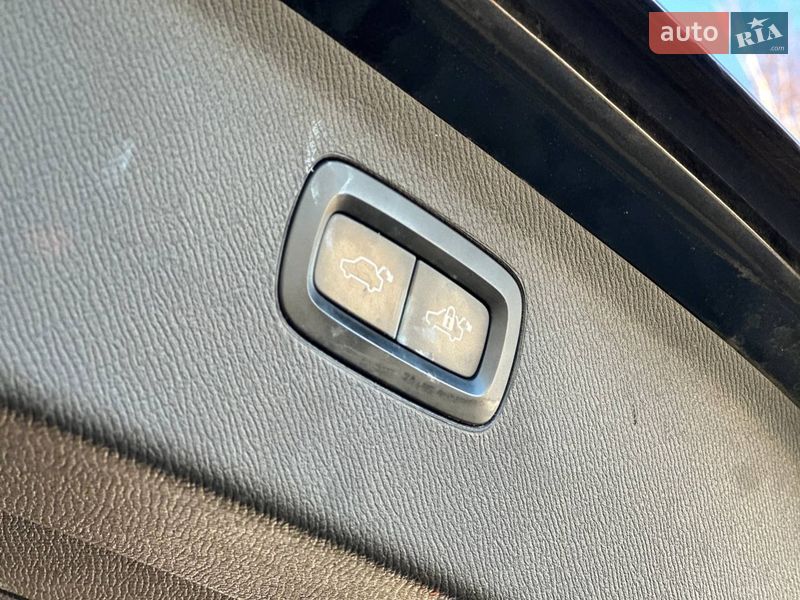 Внедорожник / Кроссовер Volvo XC90 2015 в Луцке