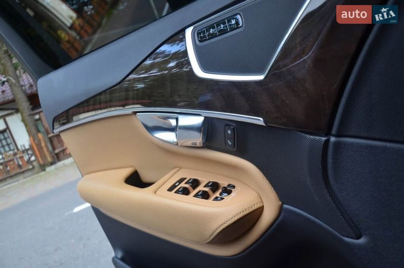 Внедорожник / Кроссовер Volvo XC90 2018 в Стрые