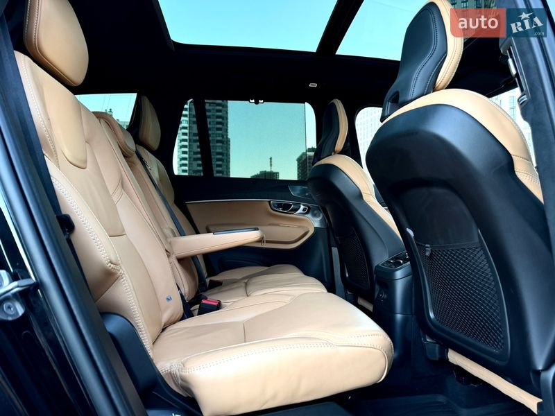 Внедорожник / Кроссовер Volvo XC90 2024 в Киеве