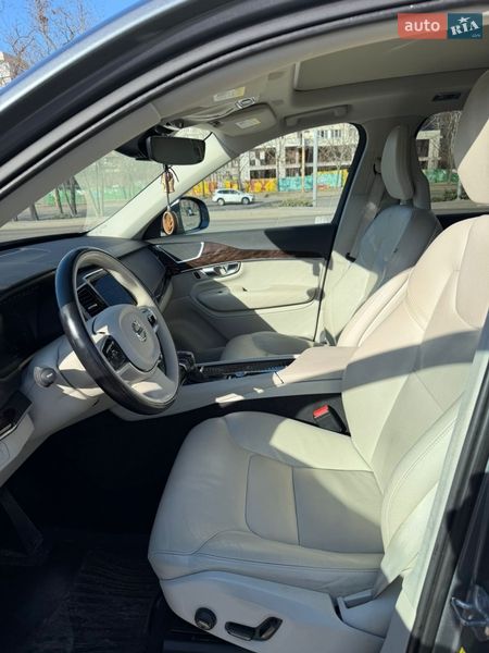 Внедорожник / Кроссовер Volvo XC90 2016 в Киеве