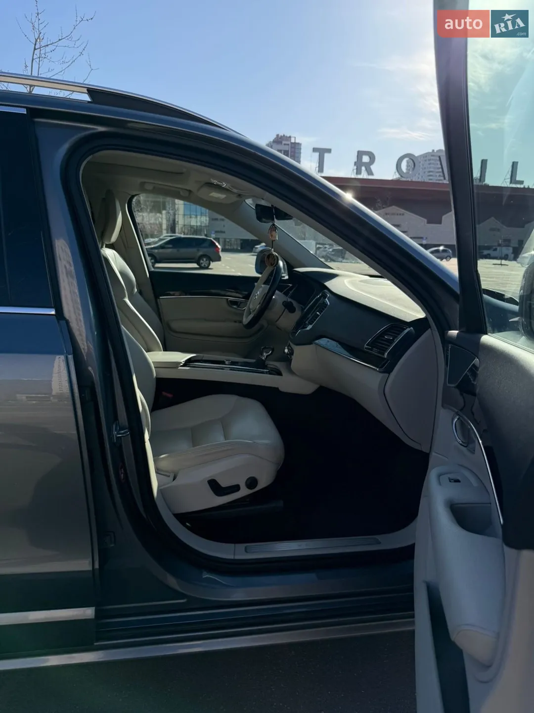 2016 Volvo XC90 - мініатюра 21