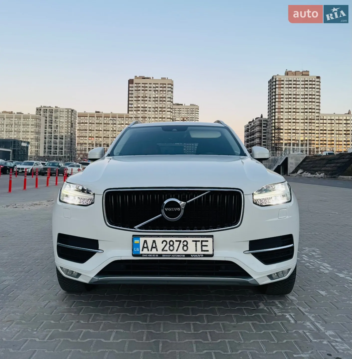 2017 Volvo XC90 - мініатюра 8