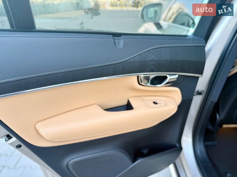 Внедорожник / Кроссовер Volvo XC90 2023 в Харькове