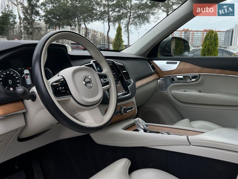 Позашляховик / Кросовер Volvo XC90 2019 в Львові