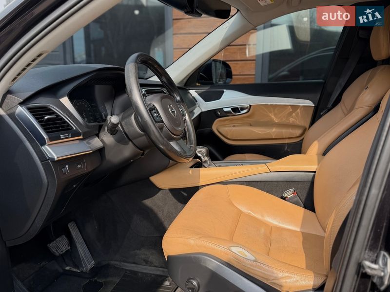 Внедорожник / Кроссовер Volvo XC90 2016 в Шептицькому