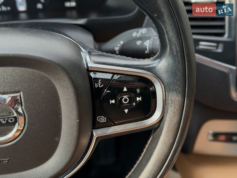 Внедорожник / Кроссовер Volvo XC90 2016 в Шептицькому