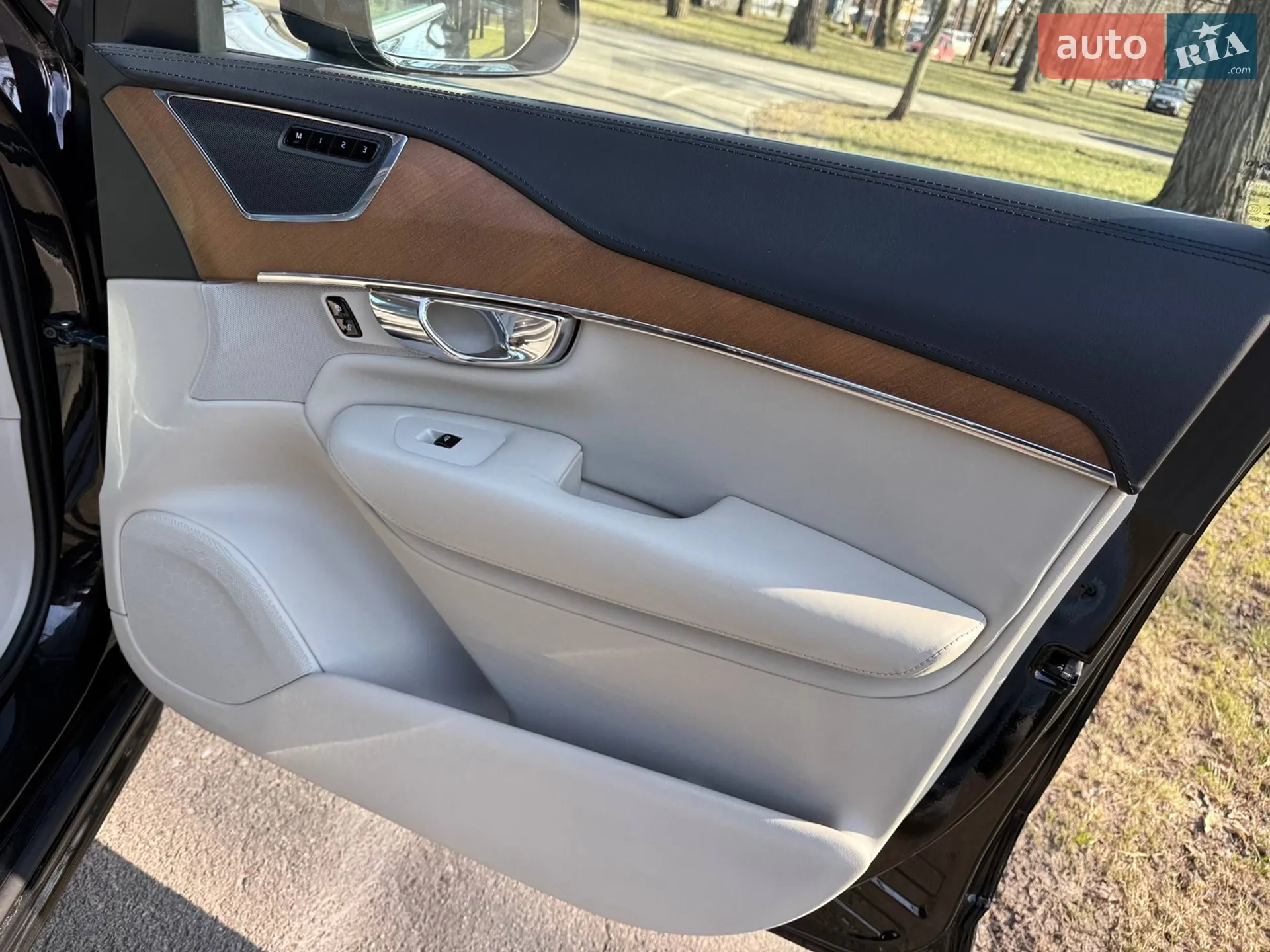 2015 Volvo XC90 - мініатюра 32