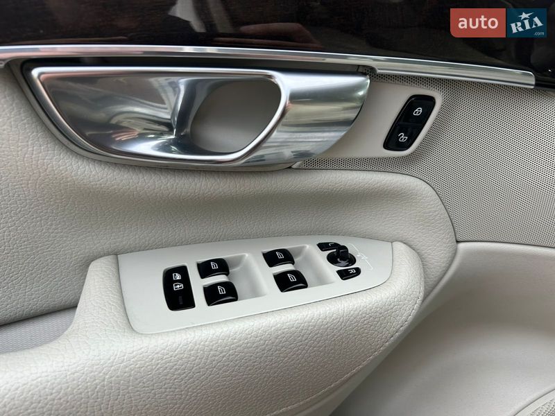 Внедорожник / Кроссовер Volvo XC90 2018 в Львове