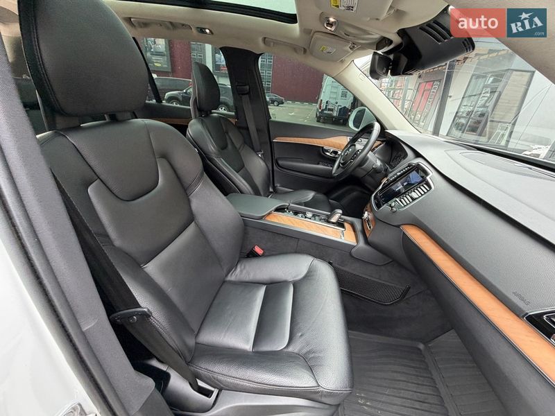 Внедорожник / Кроссовер Volvo XC90 2020 в Киеве фото 42 Внедорожник / Кроссовер Volvo XC90 2020 в Киеве