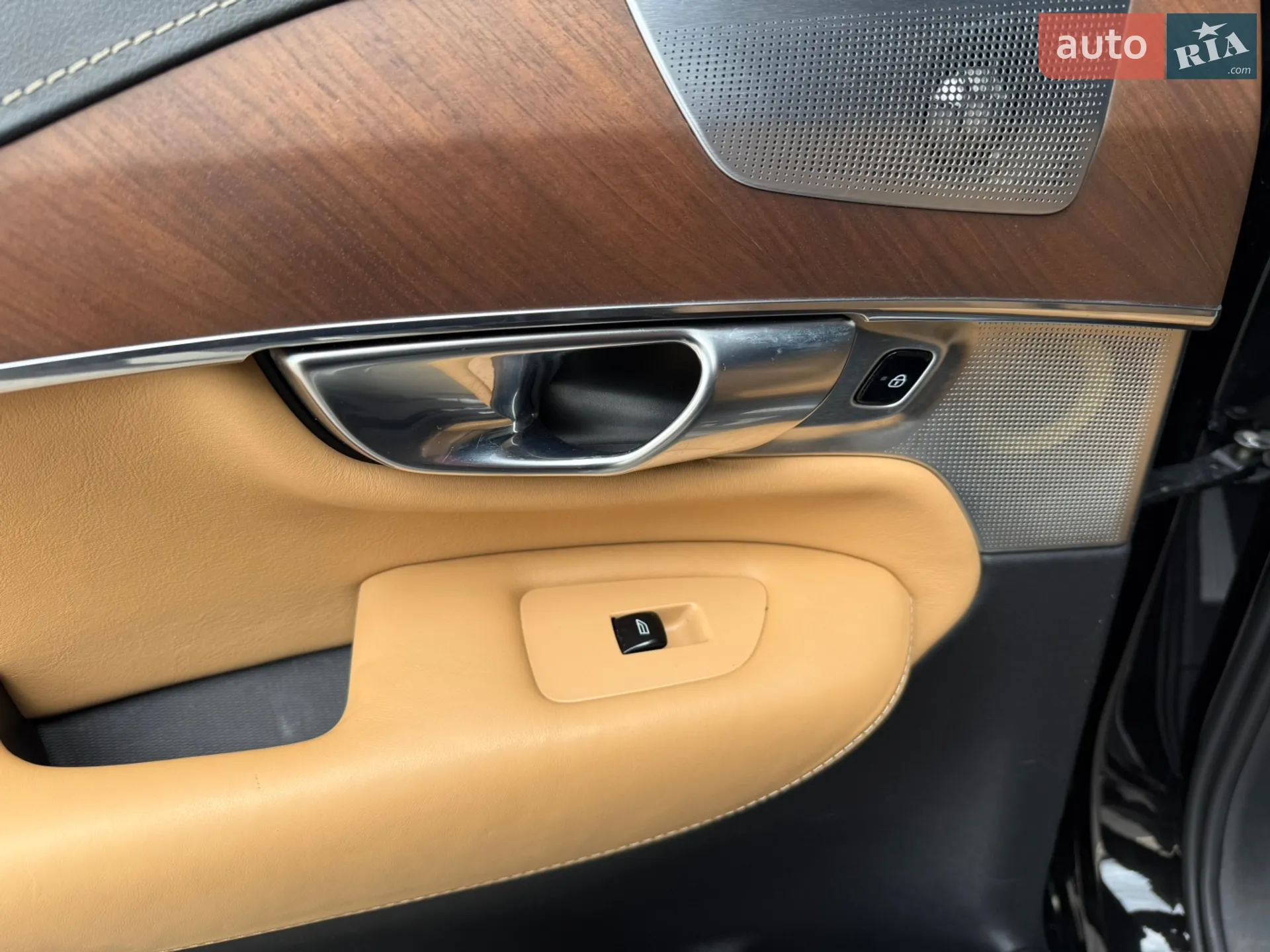 2017 Volvo XC90 - мініатюра 16