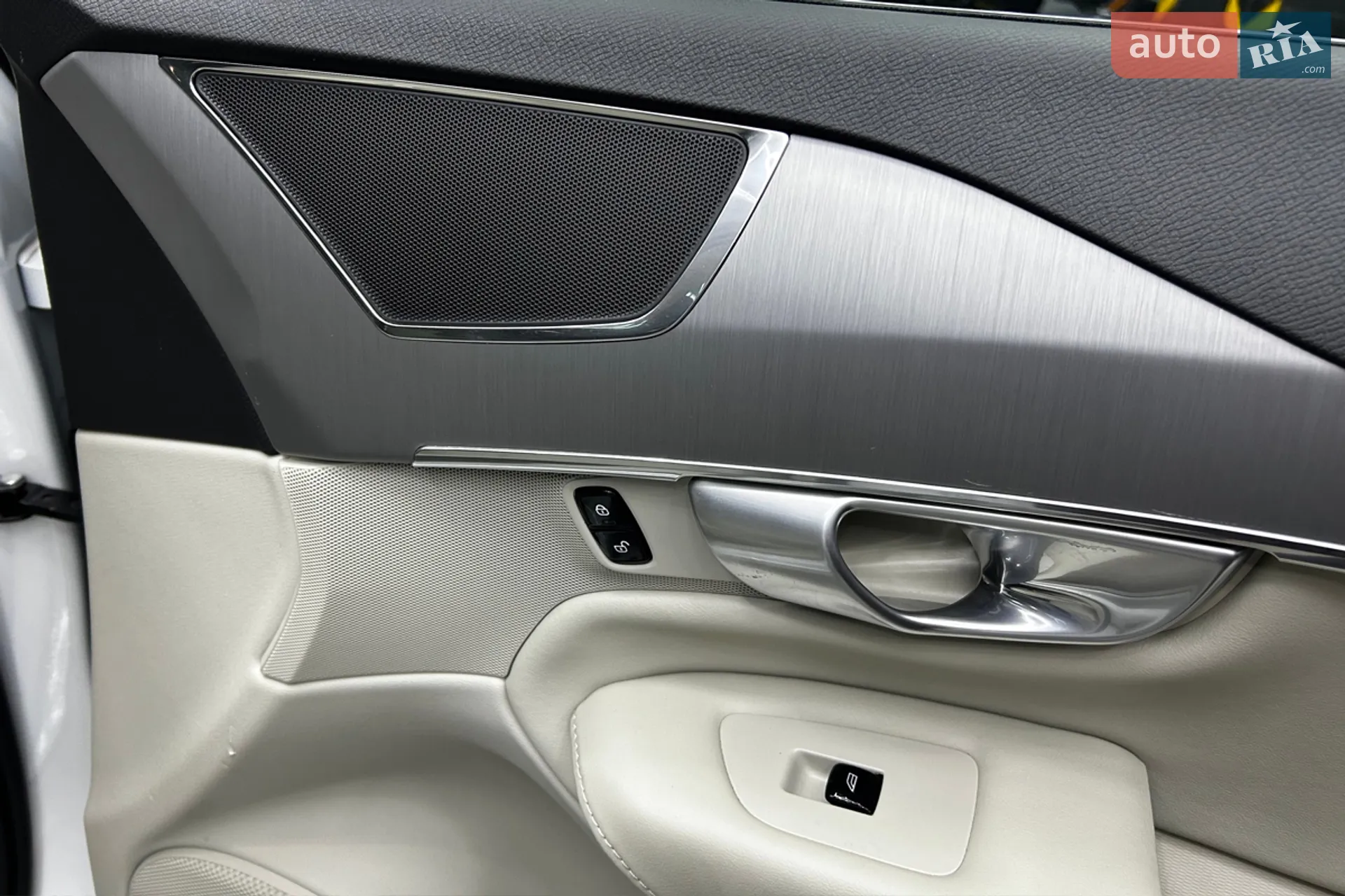 2023 Volvo XC90 - мініатюра 23