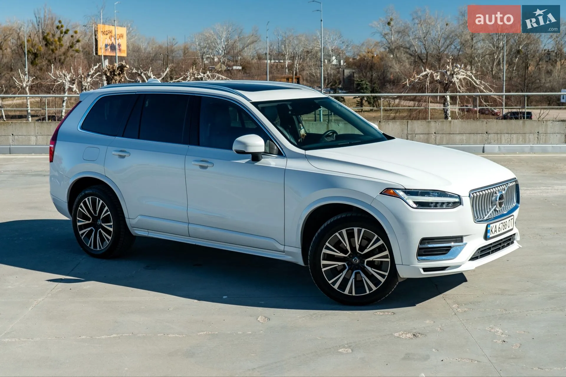 2019 Volvo XC90 - фото 1
