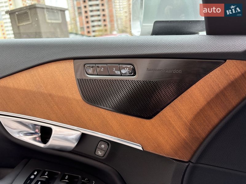 Внедорожник / Кроссовер Volvo XC90 2023 в Киеве фото 32 Внедорожник / Кроссовер Volvo XC90 2023 в Киеве