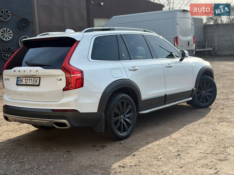 Позашляховик / Кросовер Volvo XC90 2015 в Рівному