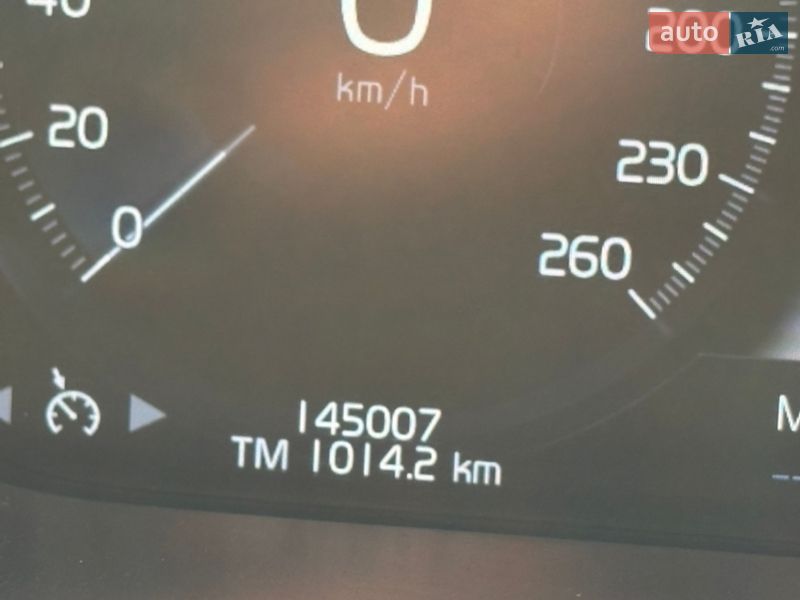 Позашляховик / Кросовер Volvo XC90 2015 в Рівному